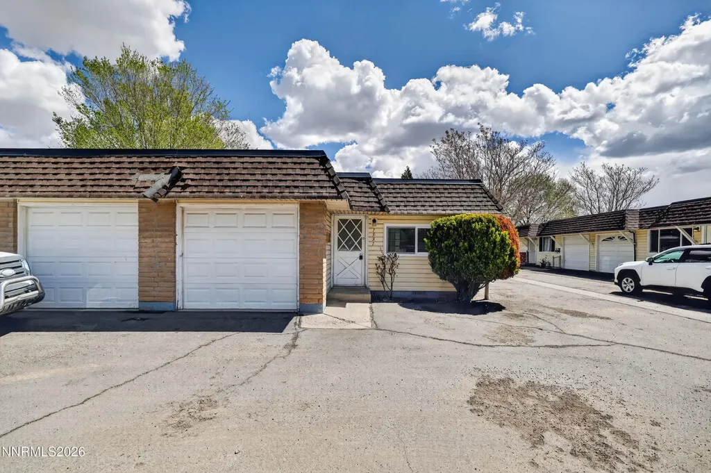 1531 Gault Sparks NV 89431