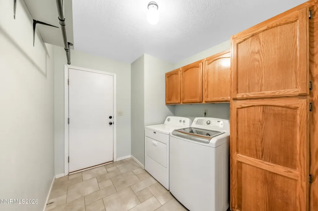 1065 Deena Fallon NV 89406