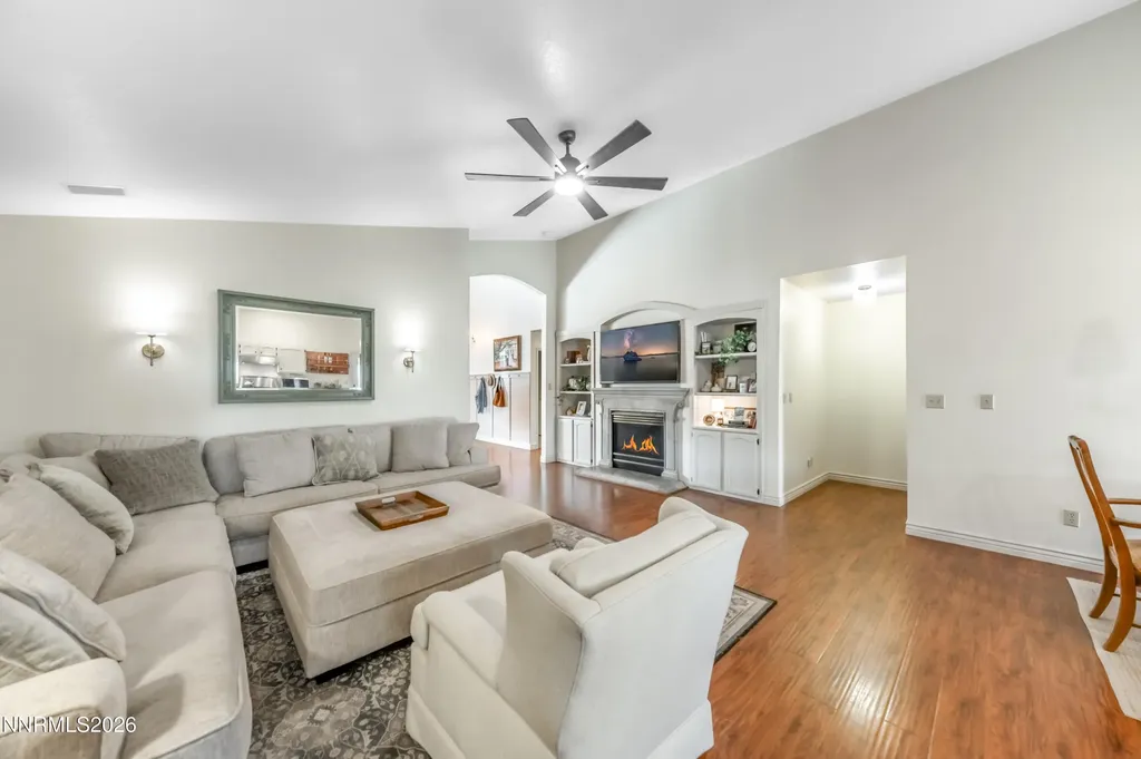 1065 Deena Fallon NV 89406