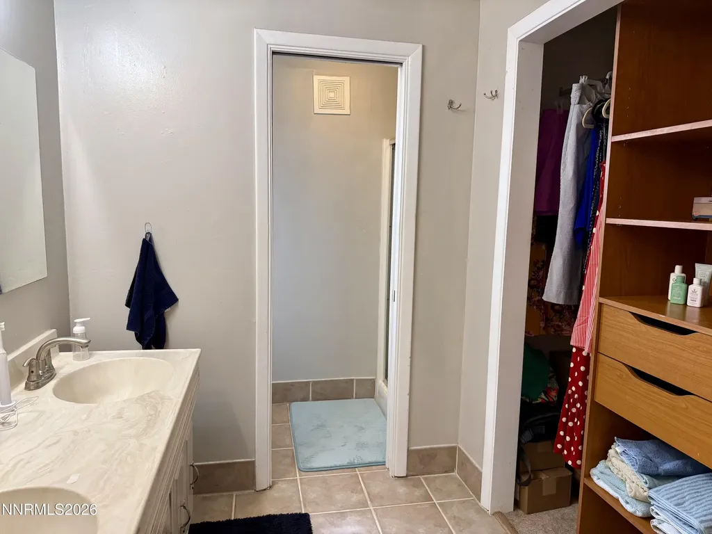 105 Oregon Yerington NV 89447