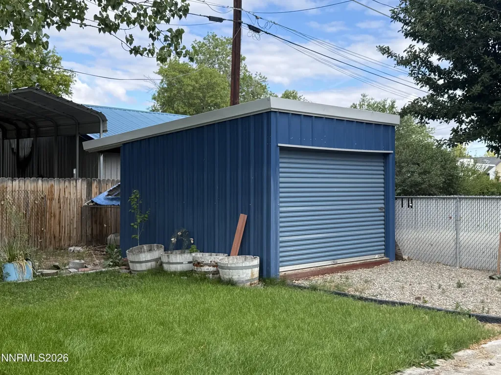 105 Oregon Yerington NV 89447