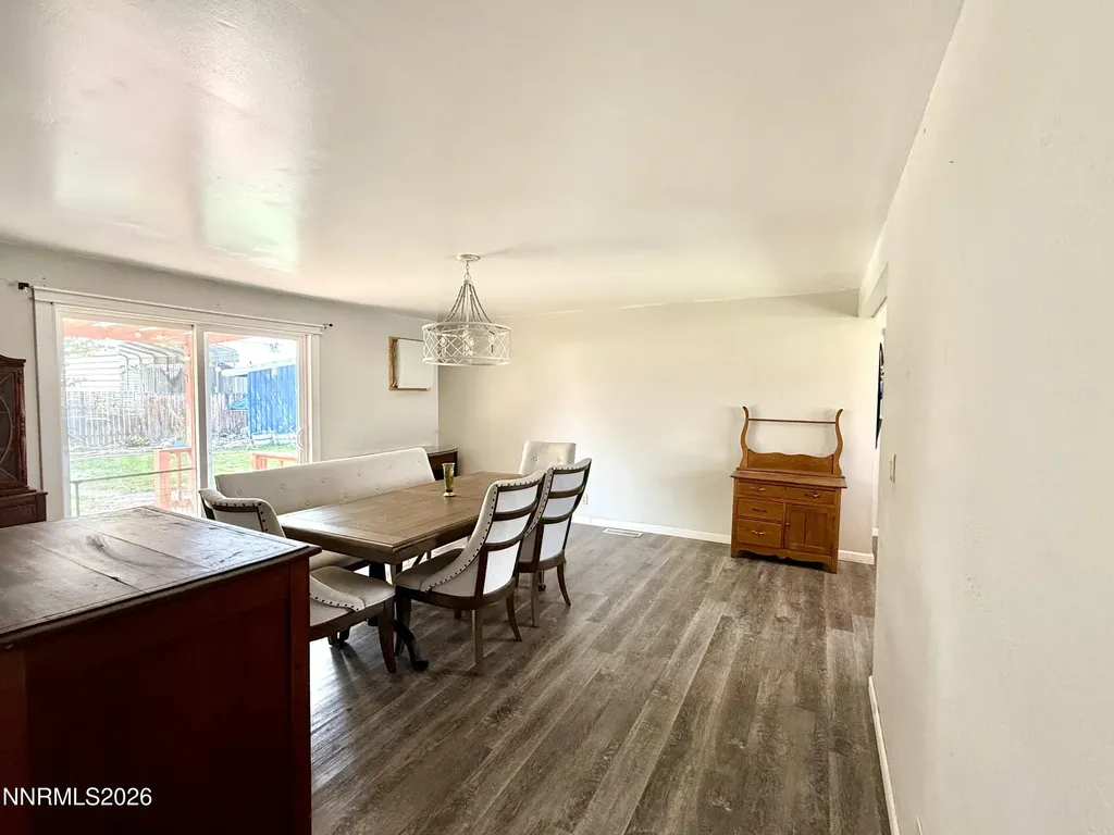 105 Oregon Yerington NV 89447