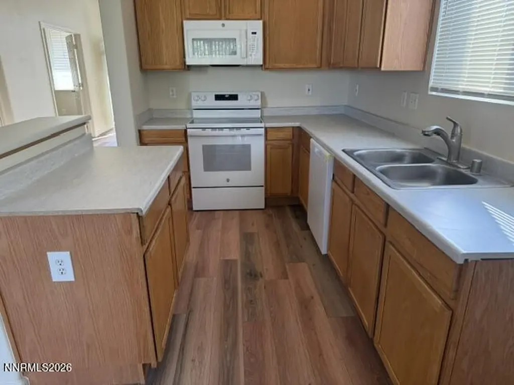 9040 Rising Moon Reno NV 89506