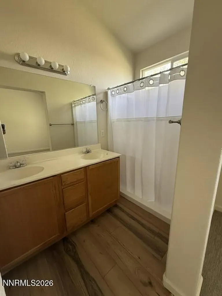 9040 Rising Moon Reno NV 89506