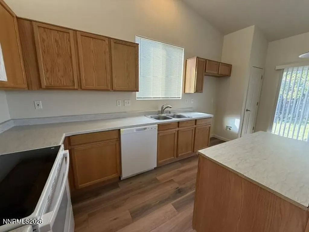 9040 Rising Moon Reno NV 89506