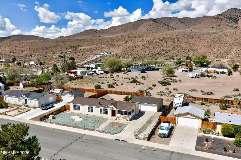 172 Rose Peak Dayton NV 89403