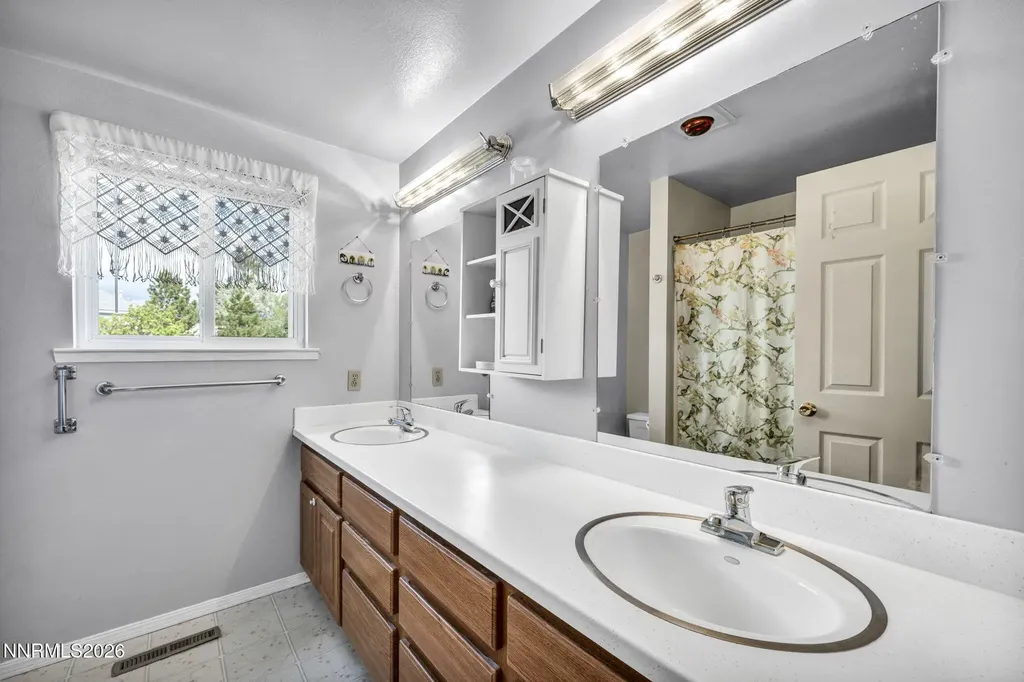 4155 Eastlake Washoe Valley NV 89704