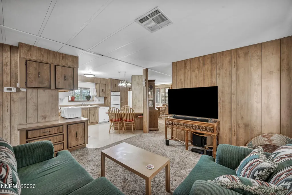 917 Loyola Carson City NV 89705