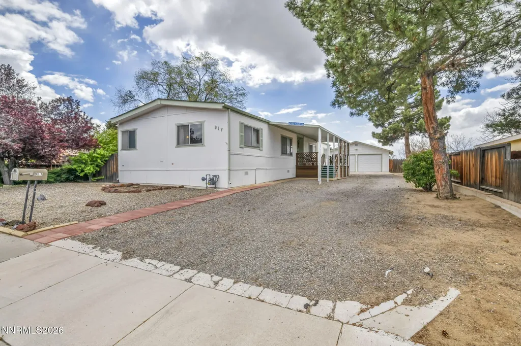 917 Loyola Carson City NV 89705