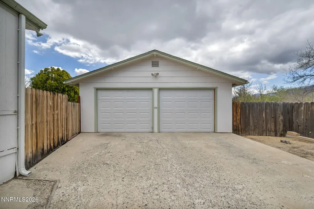 917 Loyola Carson City NV 89705