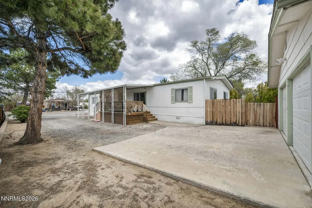 917 Loyola Carson City NV 89705