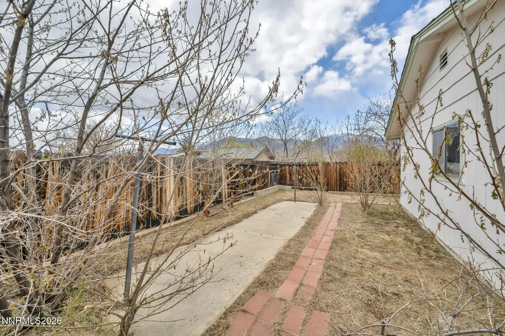 917 Loyola Carson City NV 89705