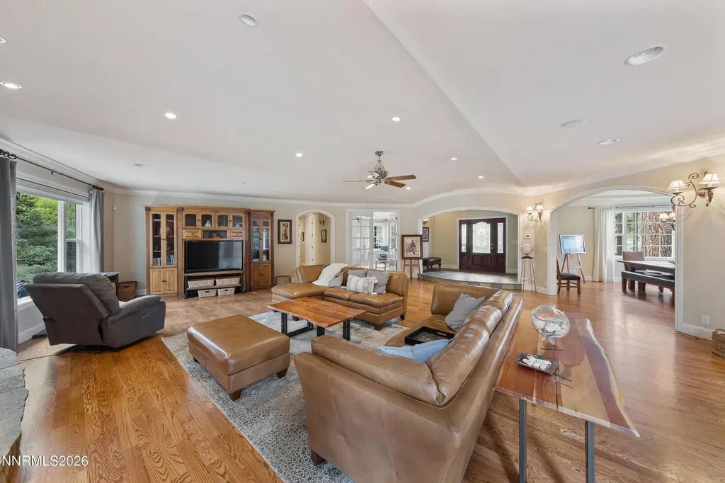 200 Piney Creek Reno NV 89511