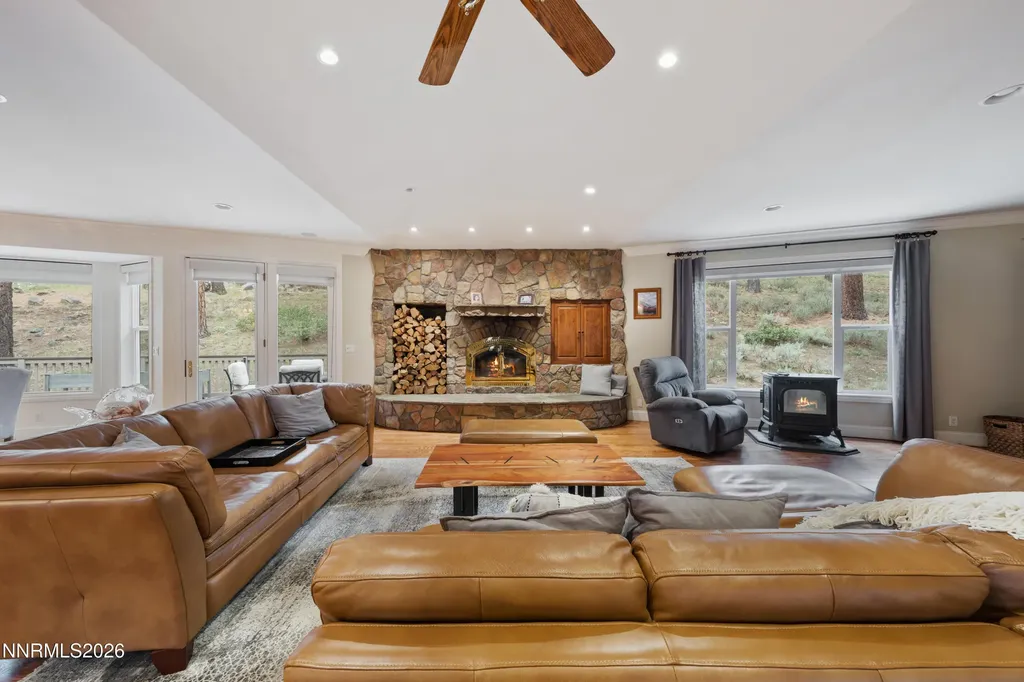 200 Piney Creek Reno NV 89511