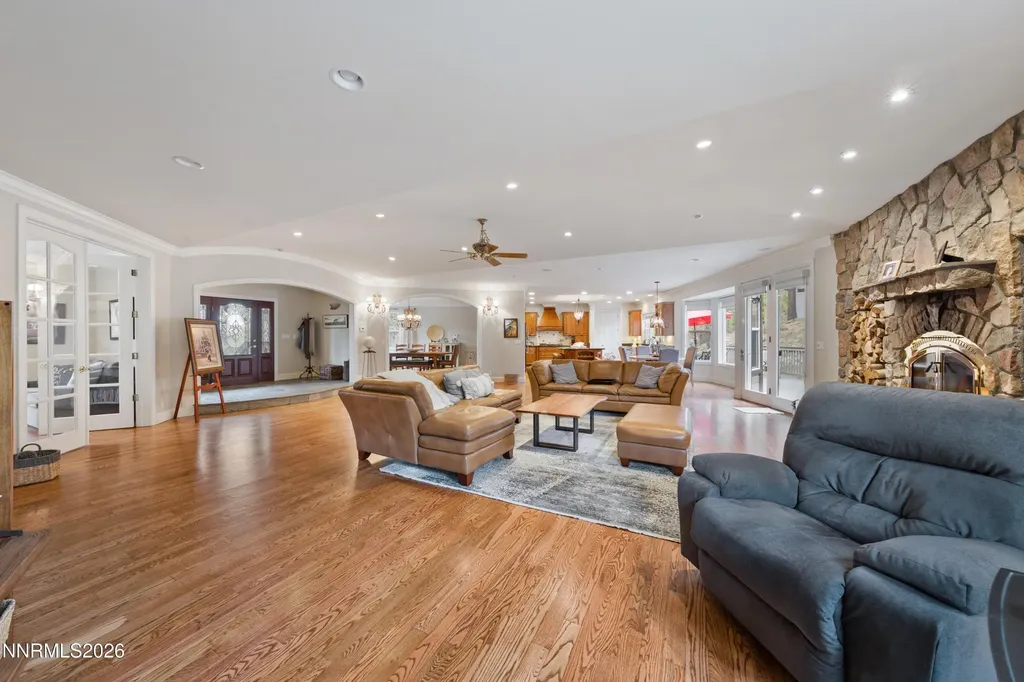 200 Piney Creek Reno NV 89511