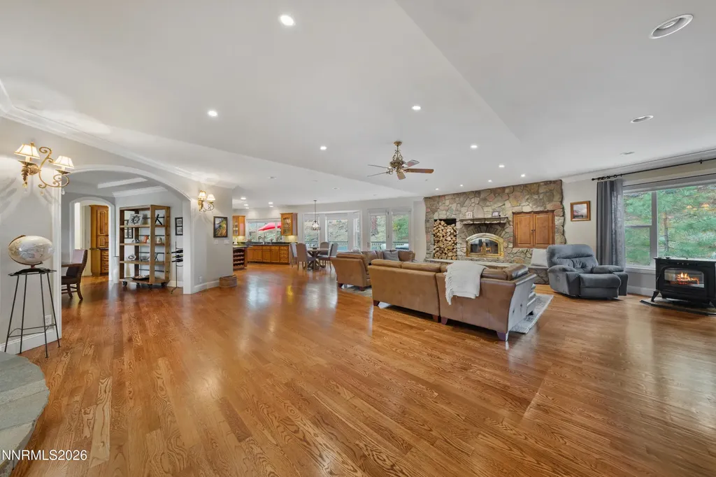 200 Piney Creek Reno NV 89511