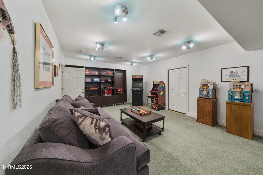 200 Piney Creek Reno NV 89511