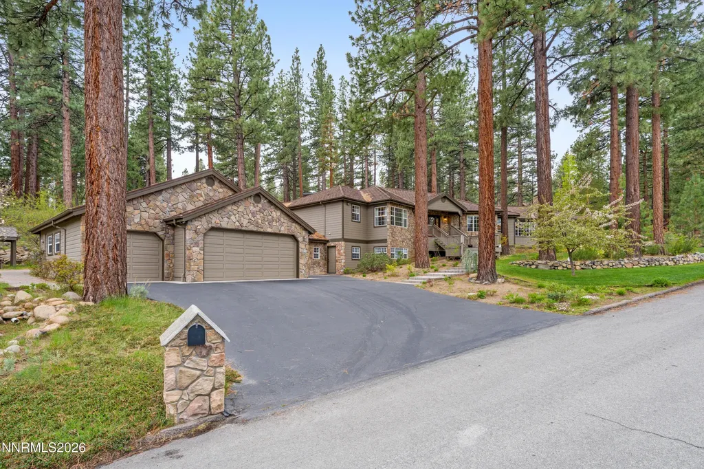 200 Piney Creek Reno NV 89511