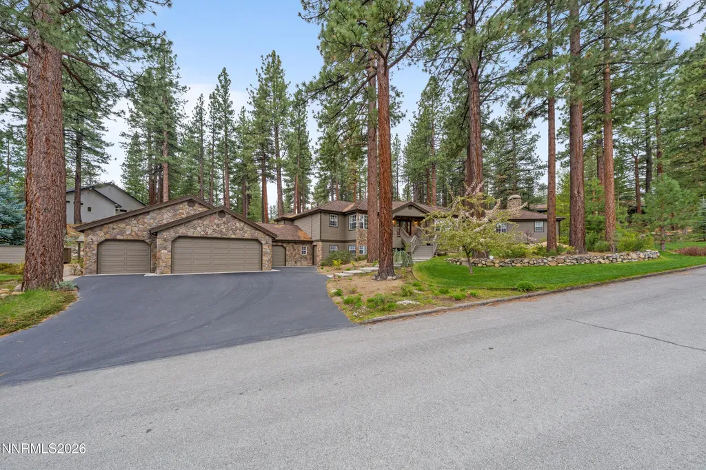 200 Piney Creek Reno NV 89511