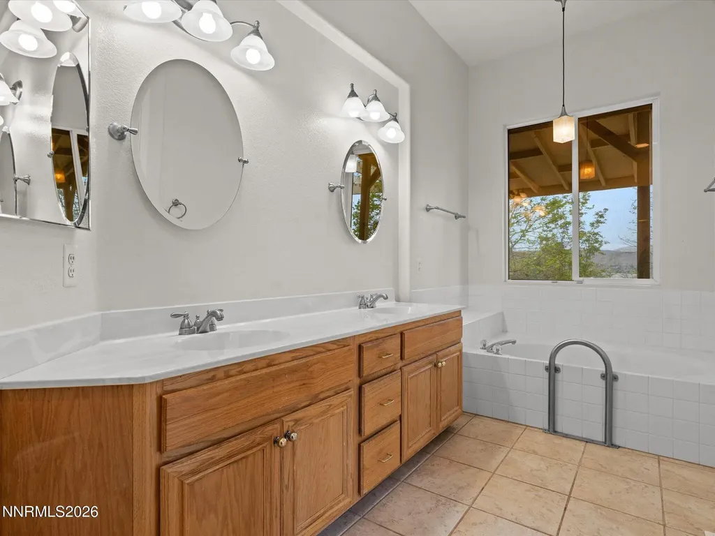 4585 Mt Mckinley Sparks NV 89436