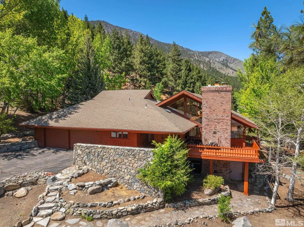 2414 Centennial Genoa NV 89411
