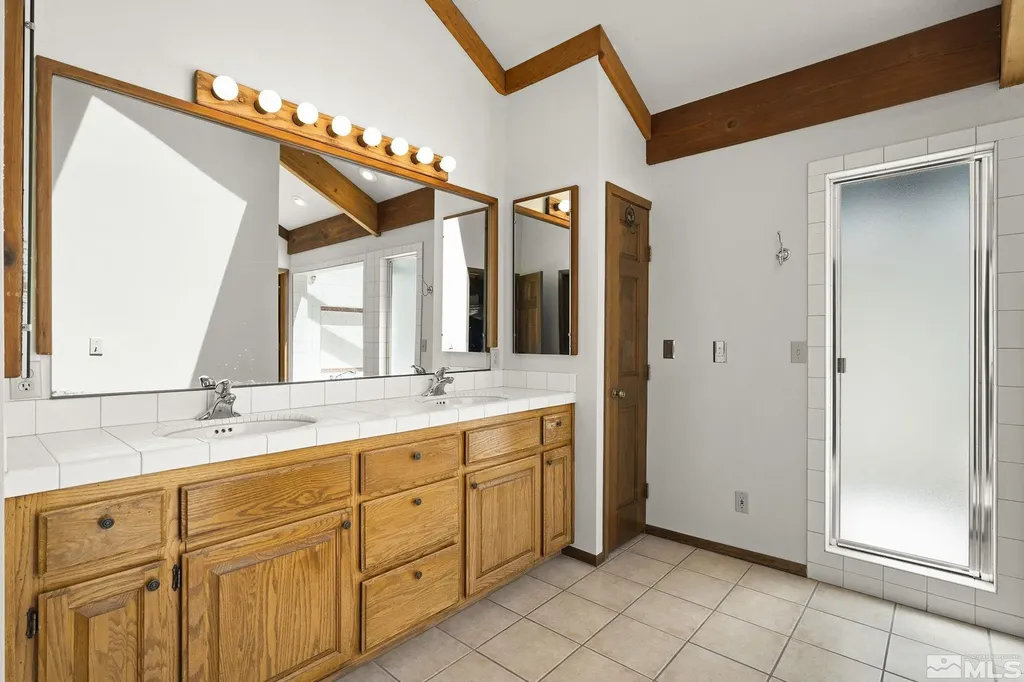 2414 Centennial Genoa NV 89411
