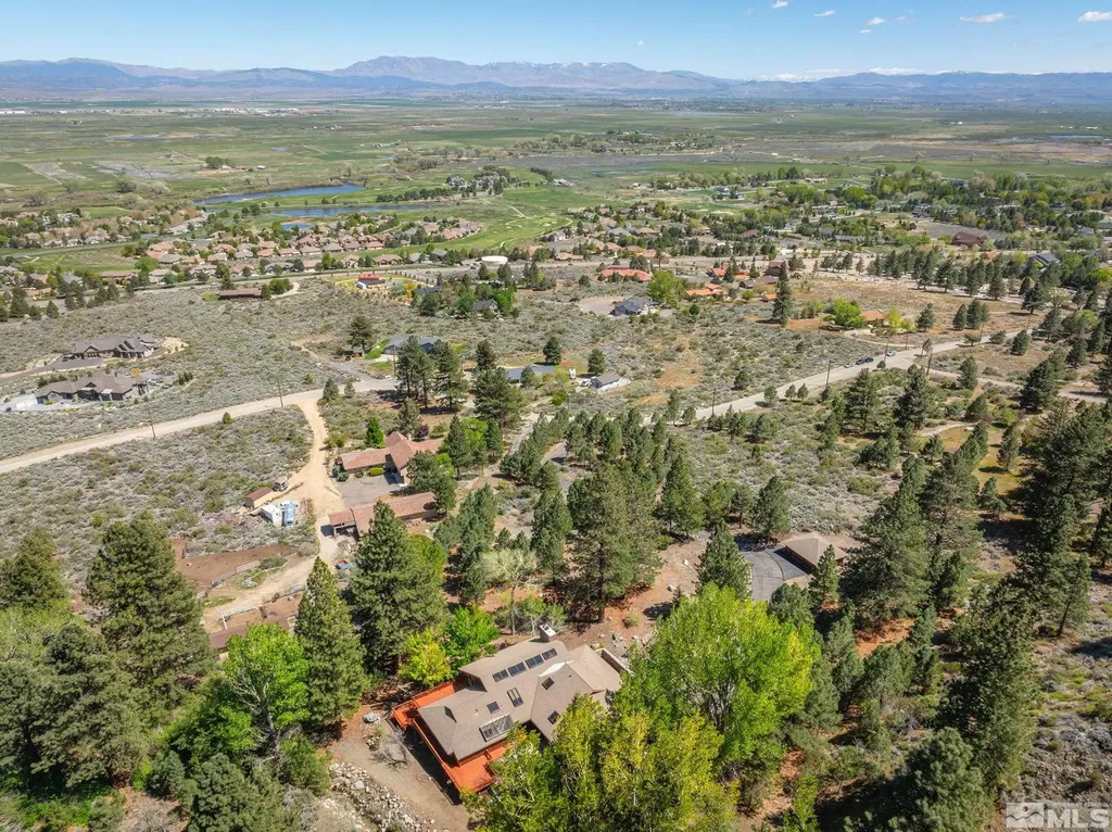 2414 Centennial Genoa NV 89411