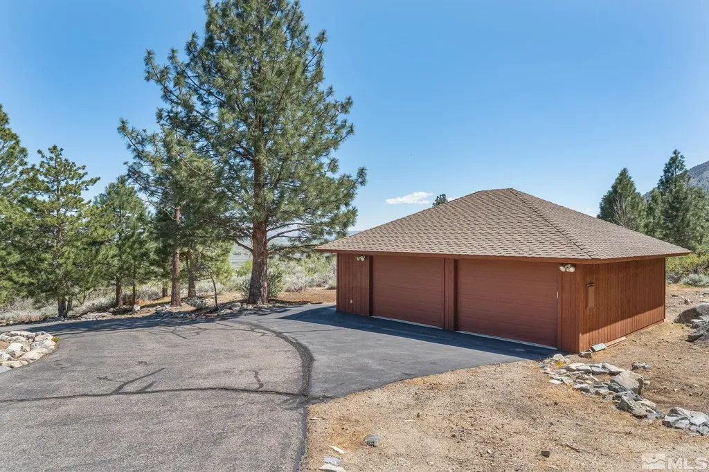 2414 Centennial Genoa NV 89411
