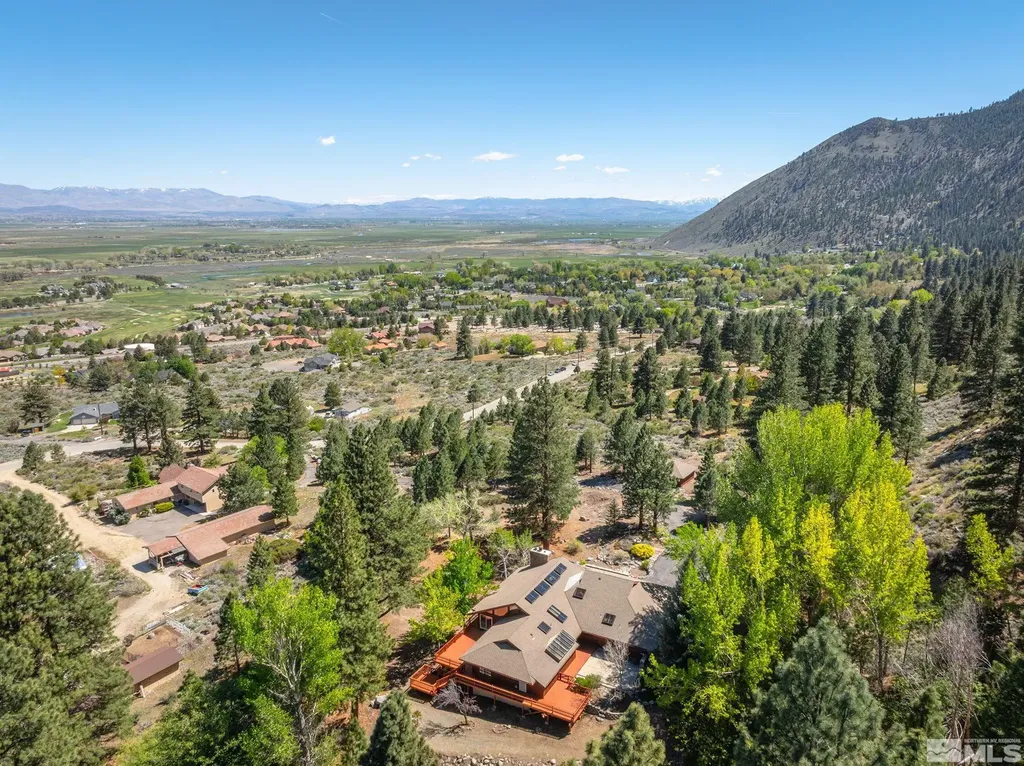 2414 Centennial Genoa NV 89411