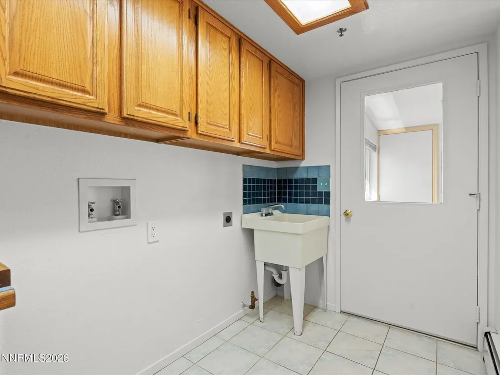 1316 Kim Minden NV 89423