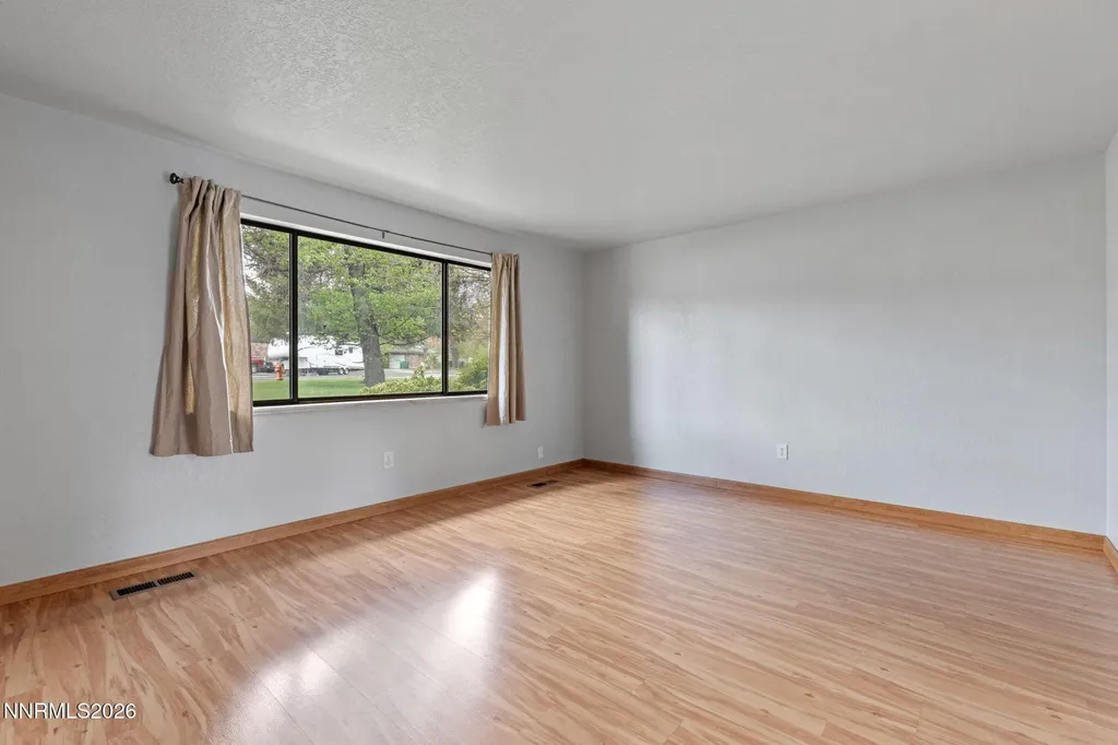 718 Travis Carson City NV 89701