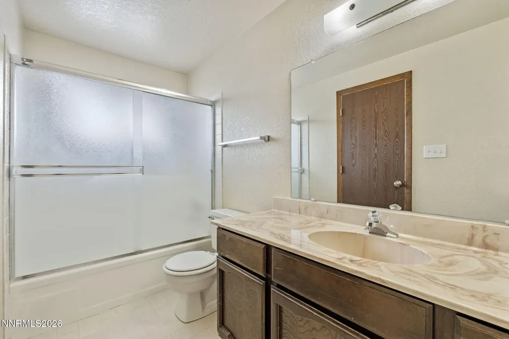 718 Travis Carson City NV 89701