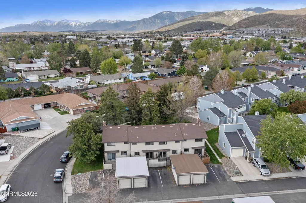 718 Travis Carson City NV 89701