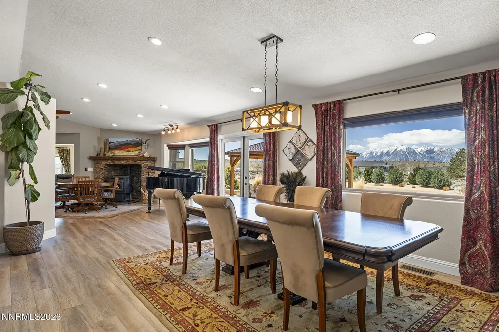 1324 Tamzy Gardnerville NV 89410