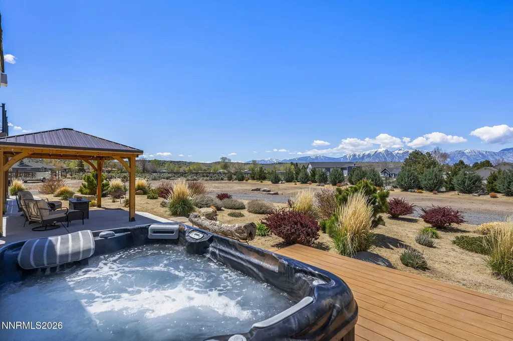 1324 Tamzy Gardnerville NV 89410