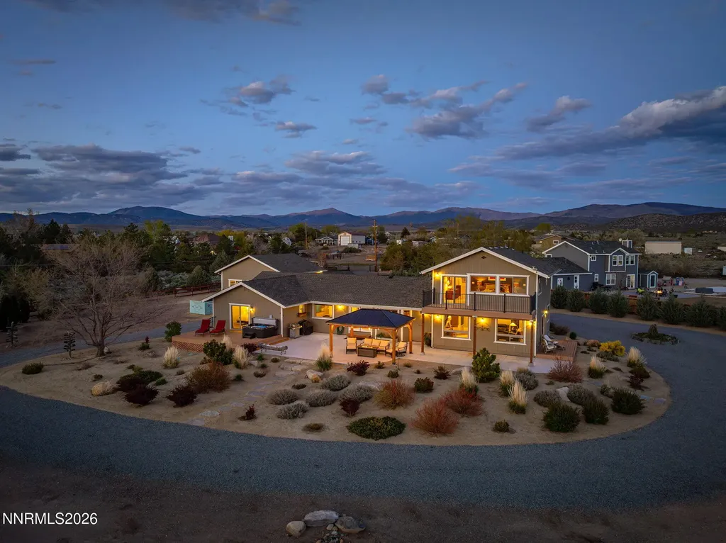 1324 Tamzy Gardnerville NV 89410