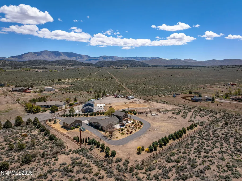 1324 Tamzy Gardnerville NV 89410