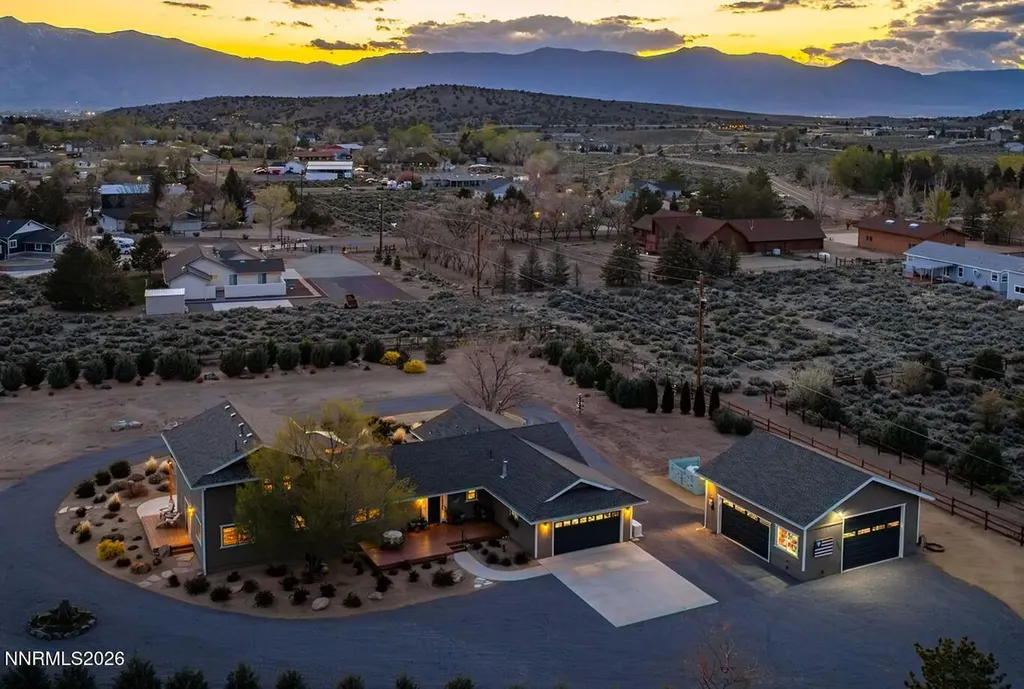 1324 Tamzy Gardnerville NV 89410