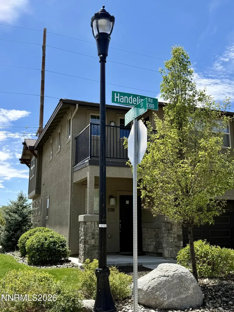 1310 Handelin Carson City NV 89706