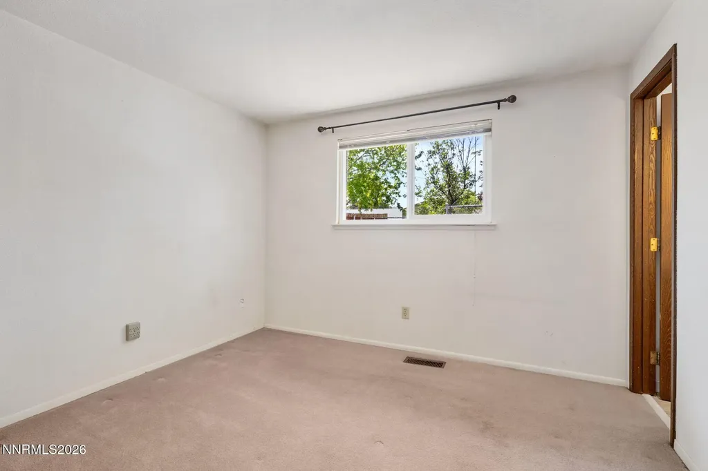 14005 Perlite Reno NV 89521