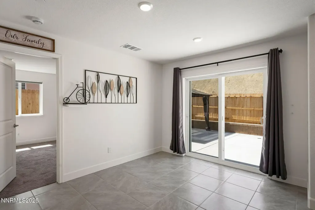 892 Bobcat Ridge Sparks NV 89436