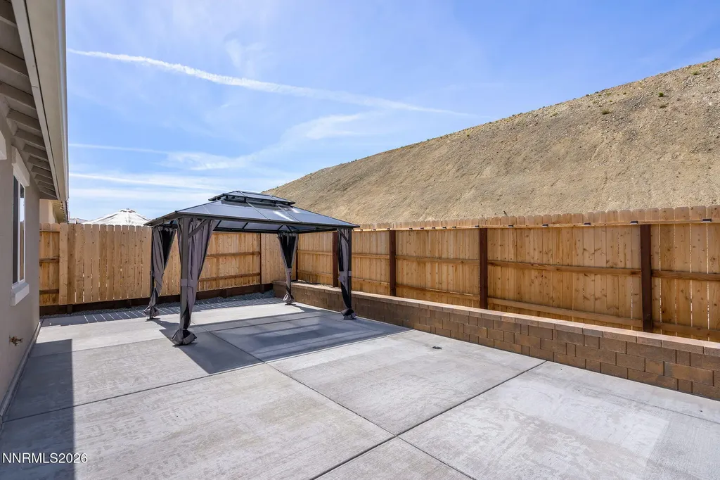 892 Bobcat Ridge Sparks NV 89436