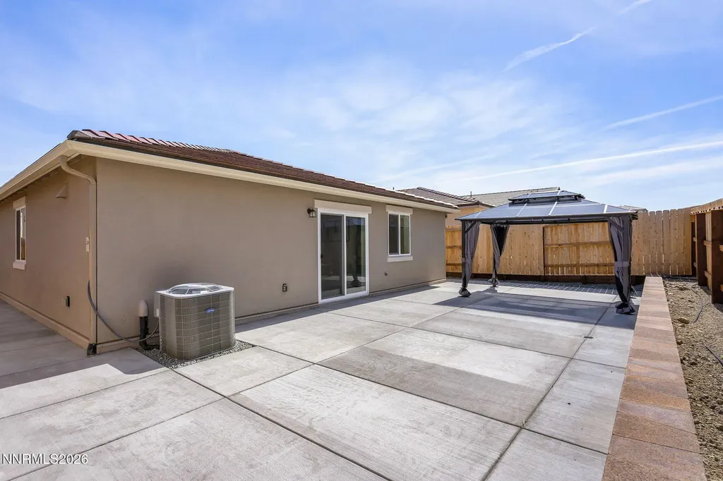 892 Bobcat Ridge Sparks NV 89436