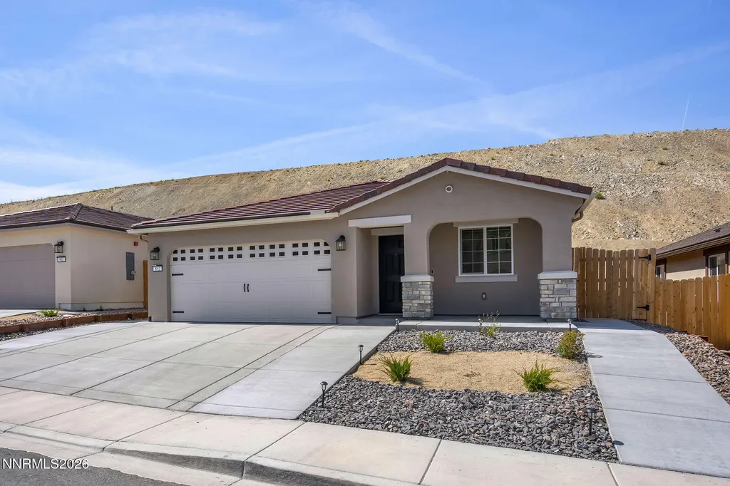 892 Bobcat Ridge Sparks NV 89436