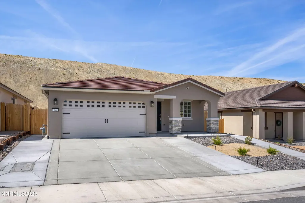892 Bobcat Ridge Sparks NV 89436