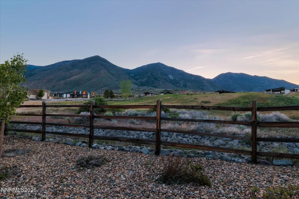 2926 Promontory Genoa NV 89411