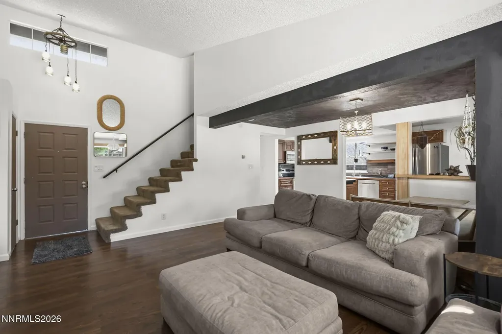 6296 Canyon Park Reno NV 89523