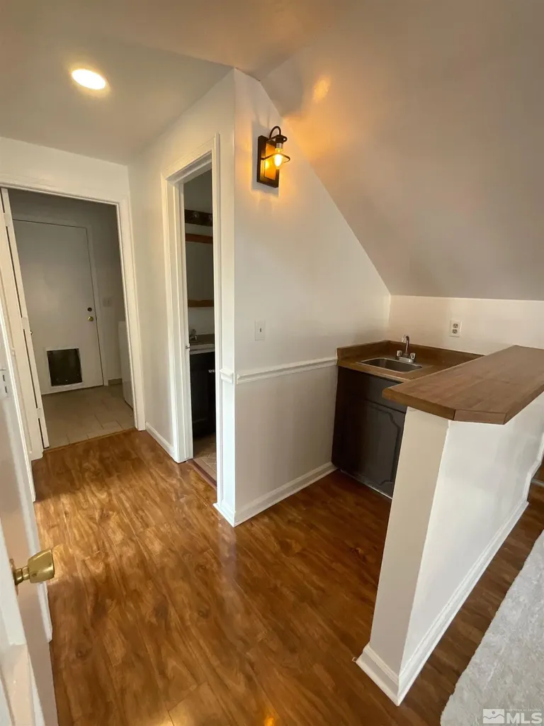 3268 Bunker Hill Sparks NV 89431