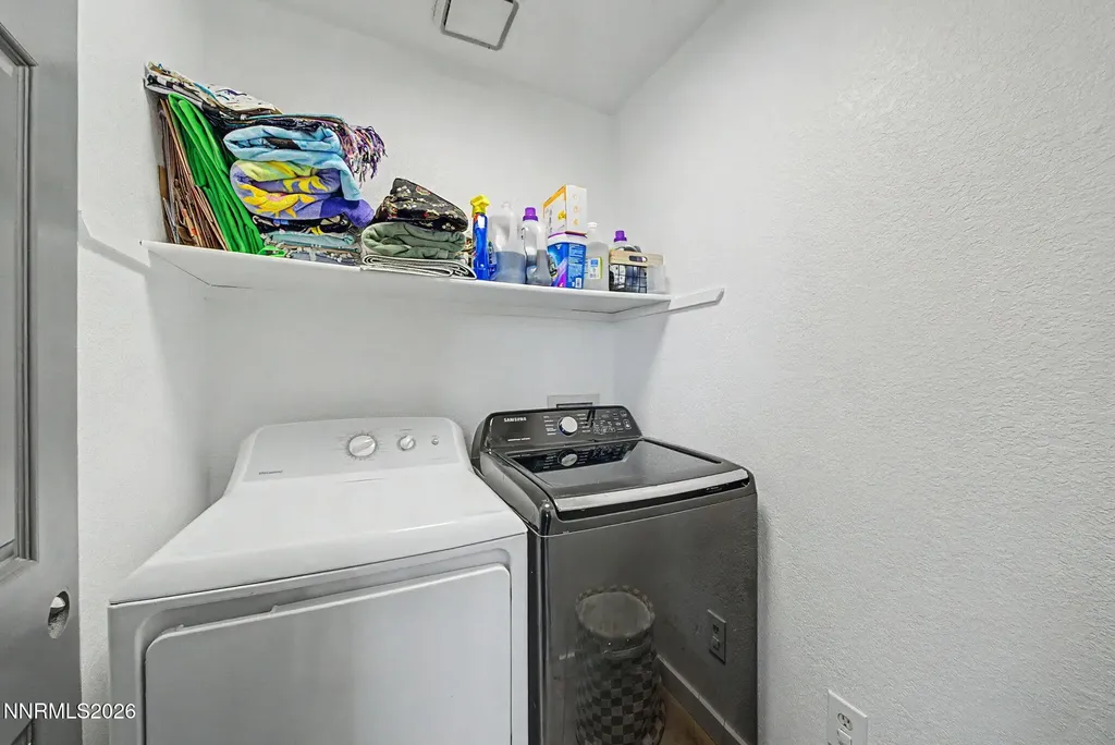 1492 Kathy Gardnerville NV 89460