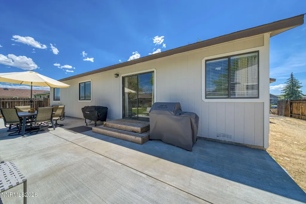 1492 Kathy Gardnerville NV 89460
